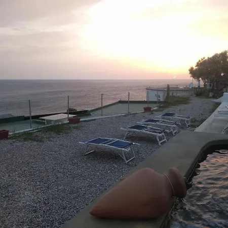 Lägenhet La Dea Del Mare