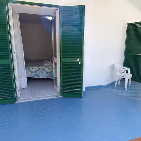 La Dea Del Mare Apartment *