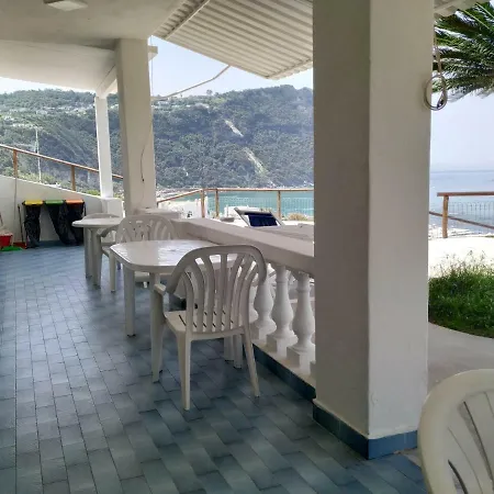 公寓 La Dea Del Mare Forio di Ischia